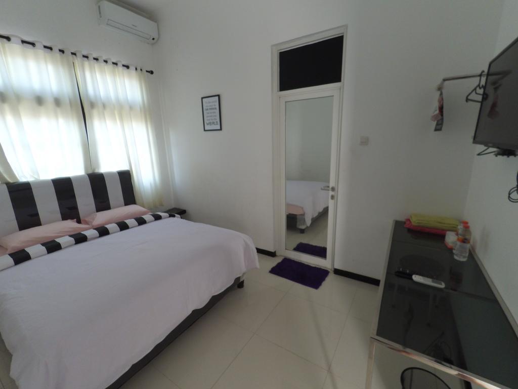 Mess Inn Semarang Eksteriør bilde