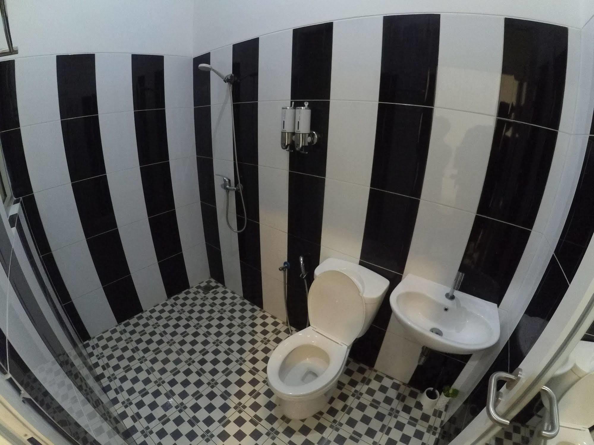 Mess Inn Semarang Eksteriør bilde